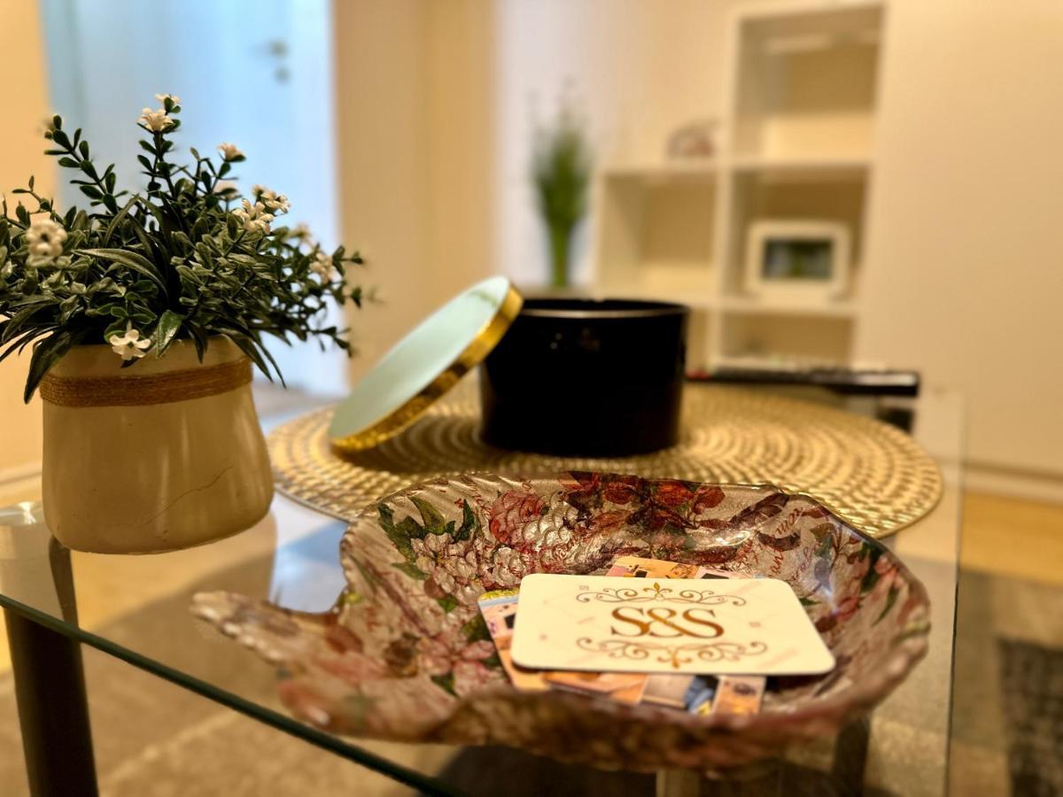 Cu Parcare La Locatie !!! Appartamento