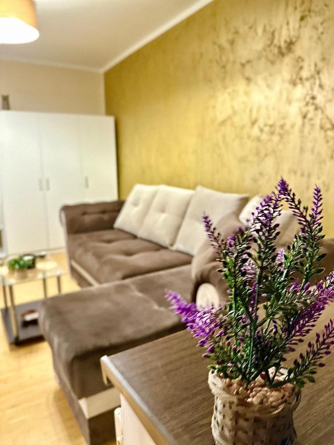 Cu Parcare La Locatie !!! Appartamento *
